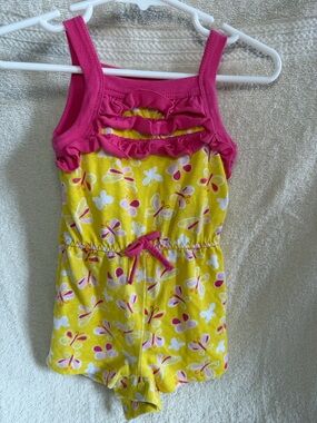 Kidgets Pink-Trim Baby Romper with Subtle Pattern